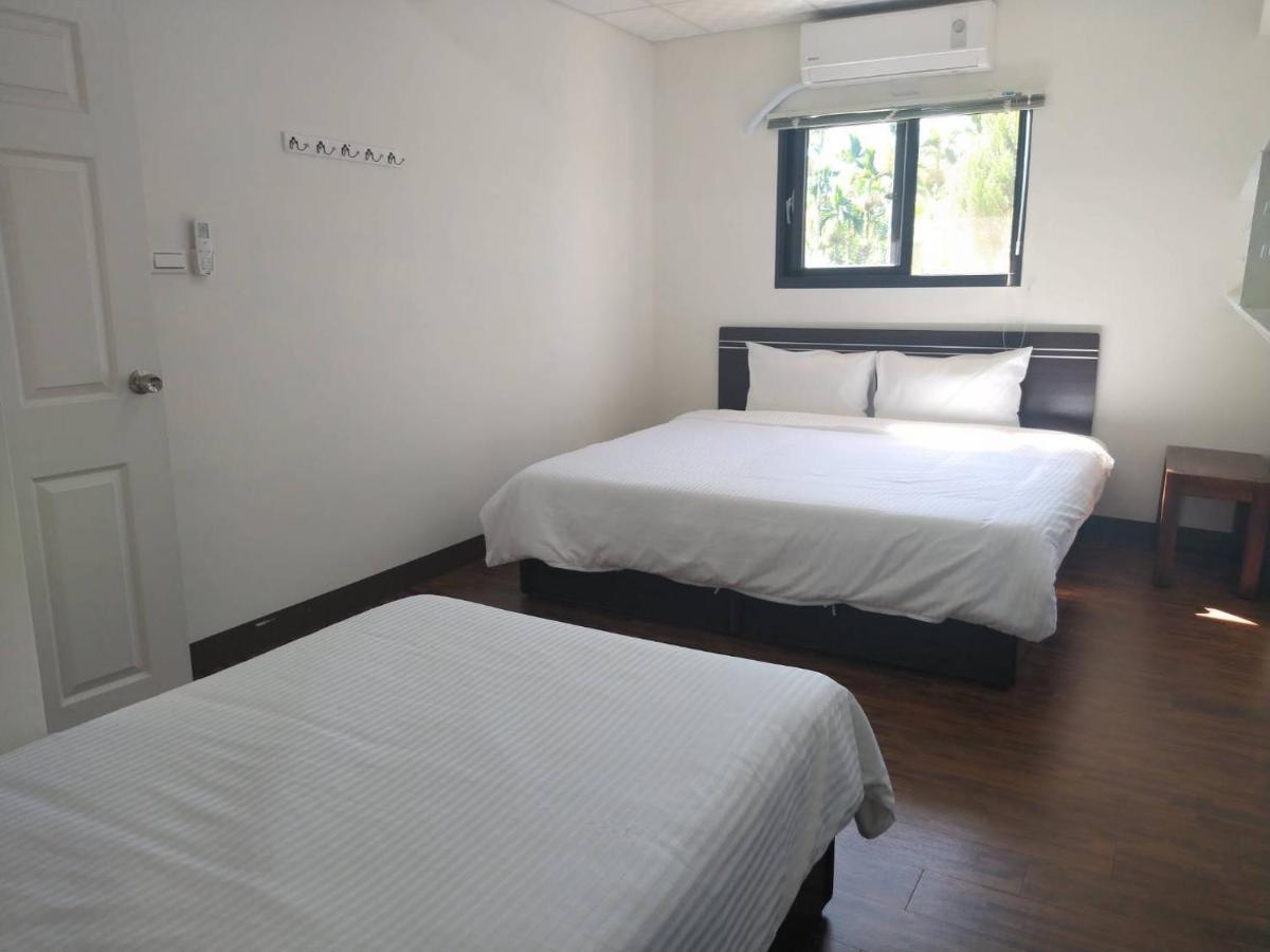 Sun Moon Lake Jinlongshan Bnb Yuchi Exterior foto